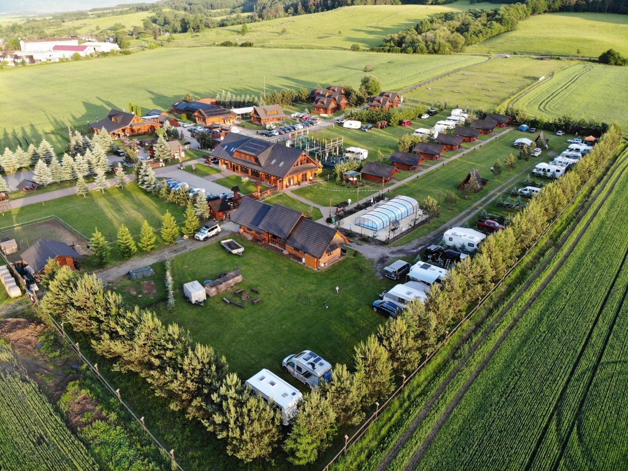 Ubytovanie Koliba Pacho - Zrub Katka Prievidza Exterior foto